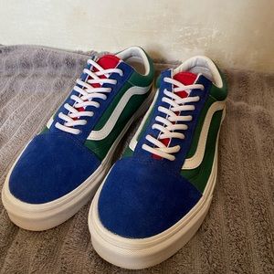 VANS YACHT CLUB OLD SKOOL size 8.5 women